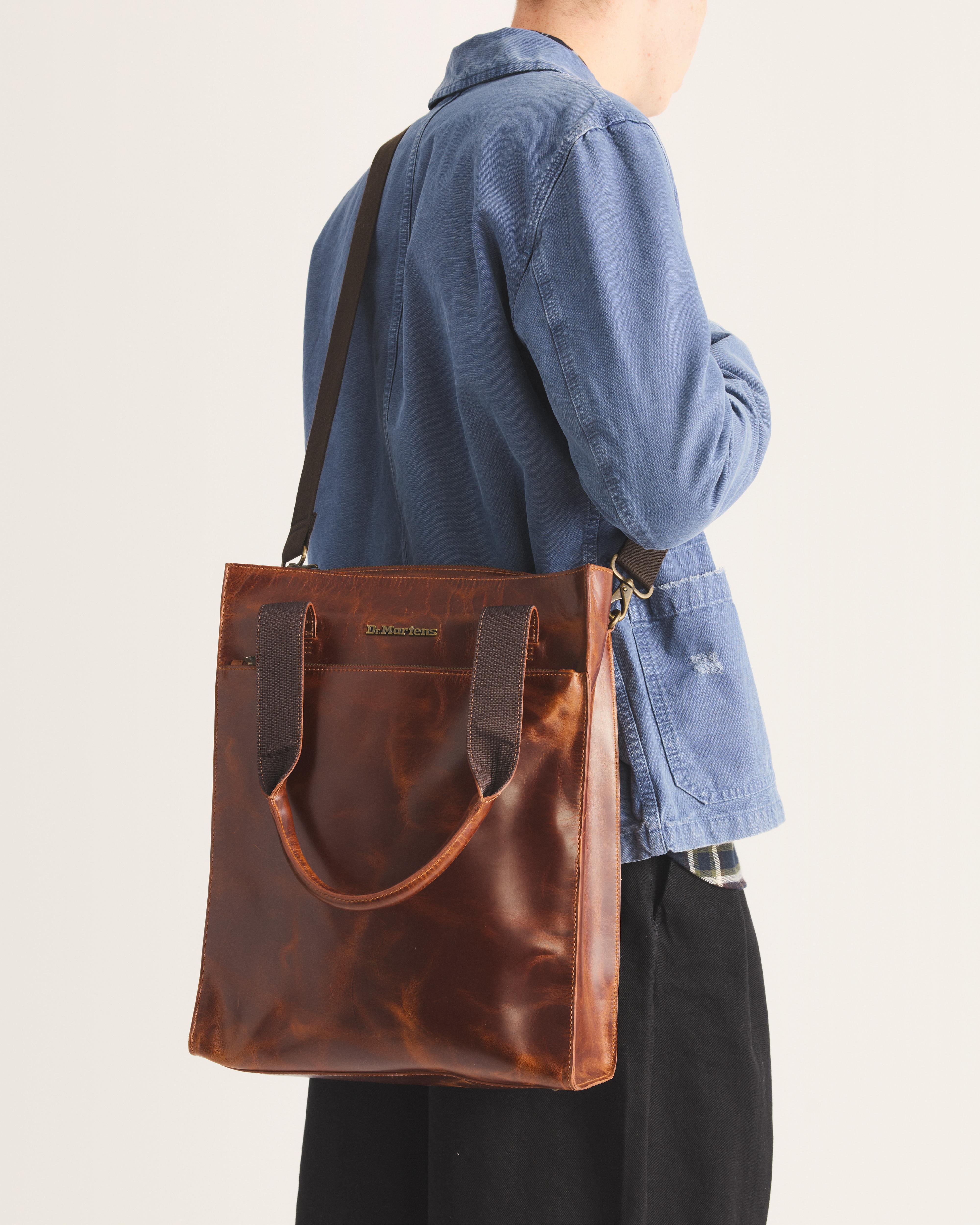 Leather Tote Bag in Amber Tan | Dr. Martens™
